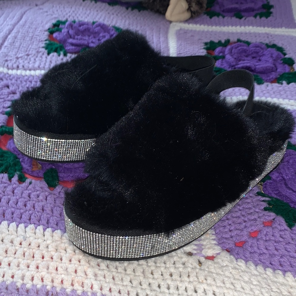 Fuzzy Platform Slippers w/Bling!
